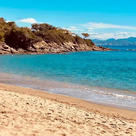 Апартаменты Les Issambres Climatises En Bord De *