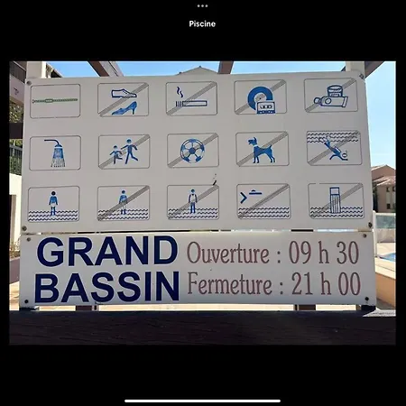 Les Issambres Climatises En Bord De *